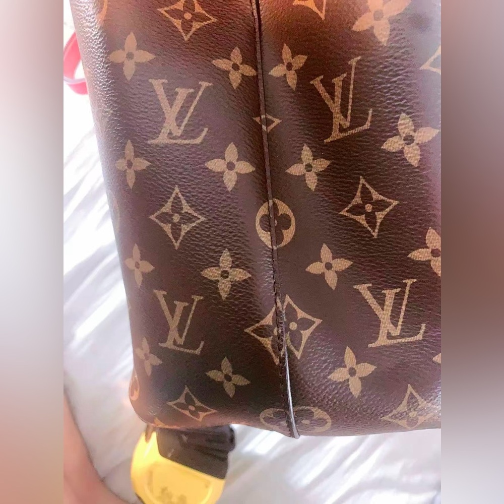 LouisVuitton NeoNoe Monogram Canvas Red Bucket Bag Organizers Gently Lucky Charm - Picture 4 of 16